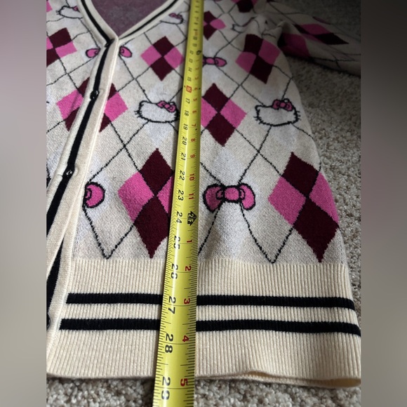 Hello Kitty & Friends Oversized Argyle Cardigan V-neck Button Up Sweater Size S - Picture 12 of 12